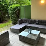 Stilvolle Im Gruenen Mit Wohlfuehlcharakter דירה