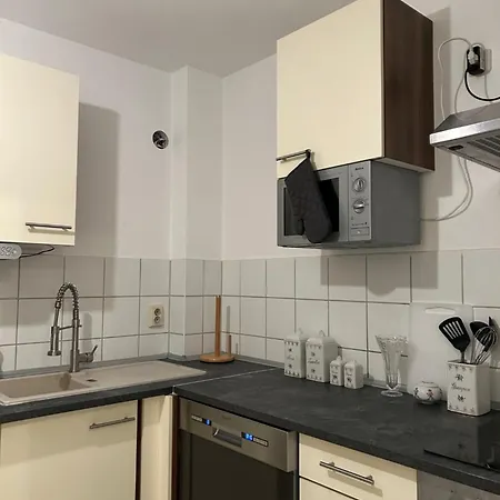 Stilvolle Im Gruenen Mit Wohlfuehlcharakter Lägenhet *