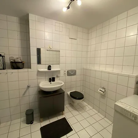 Lägenhet Stilvolle Im Gruenen Mit Wohlfuehlcharakter