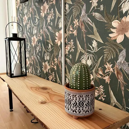 Lägenhet Stilvolle Im Gruenen Mit Wohlfuehlcharakter *