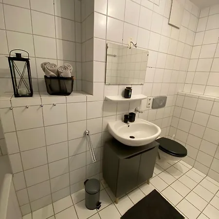 Stilvolle Im Gruenen Mit Wohlfuehlcharakter *