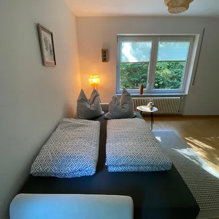 Lägenhet Stilvolle Im Gruenen Mit Wohlfuehlcharakter *