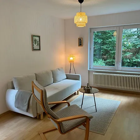 Stilvolle Im Gruenen Mit Wohlfuehlcharakter * Chemnitz